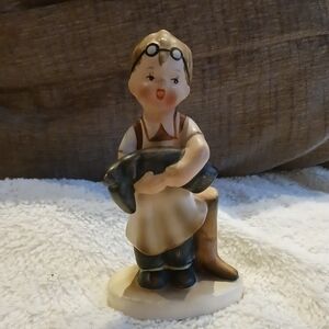 Vintage Ceramic Figurine with Glasses